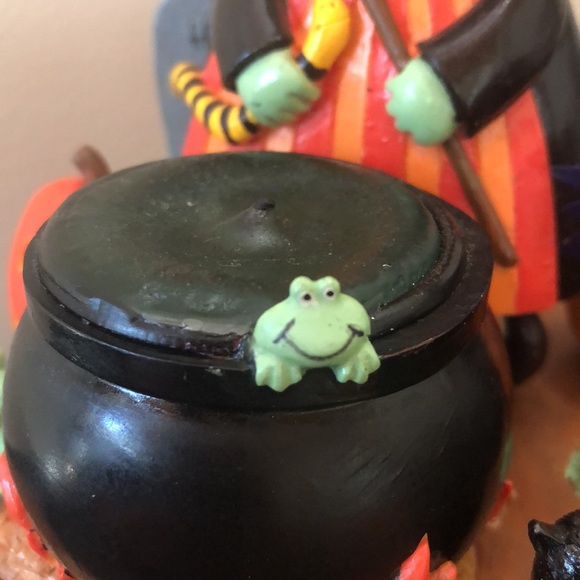 Halloween Candle Holder, Witch Candy Holder, Cookie Cutters - Picture 15 of 16